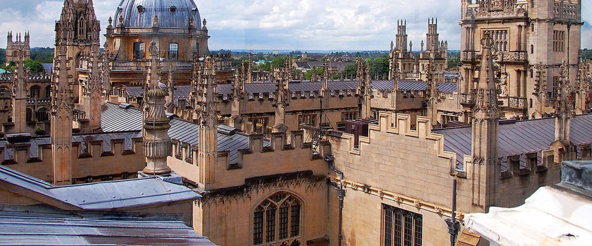 The Legacy of Oxford University Blues Athletics in the 20th Century