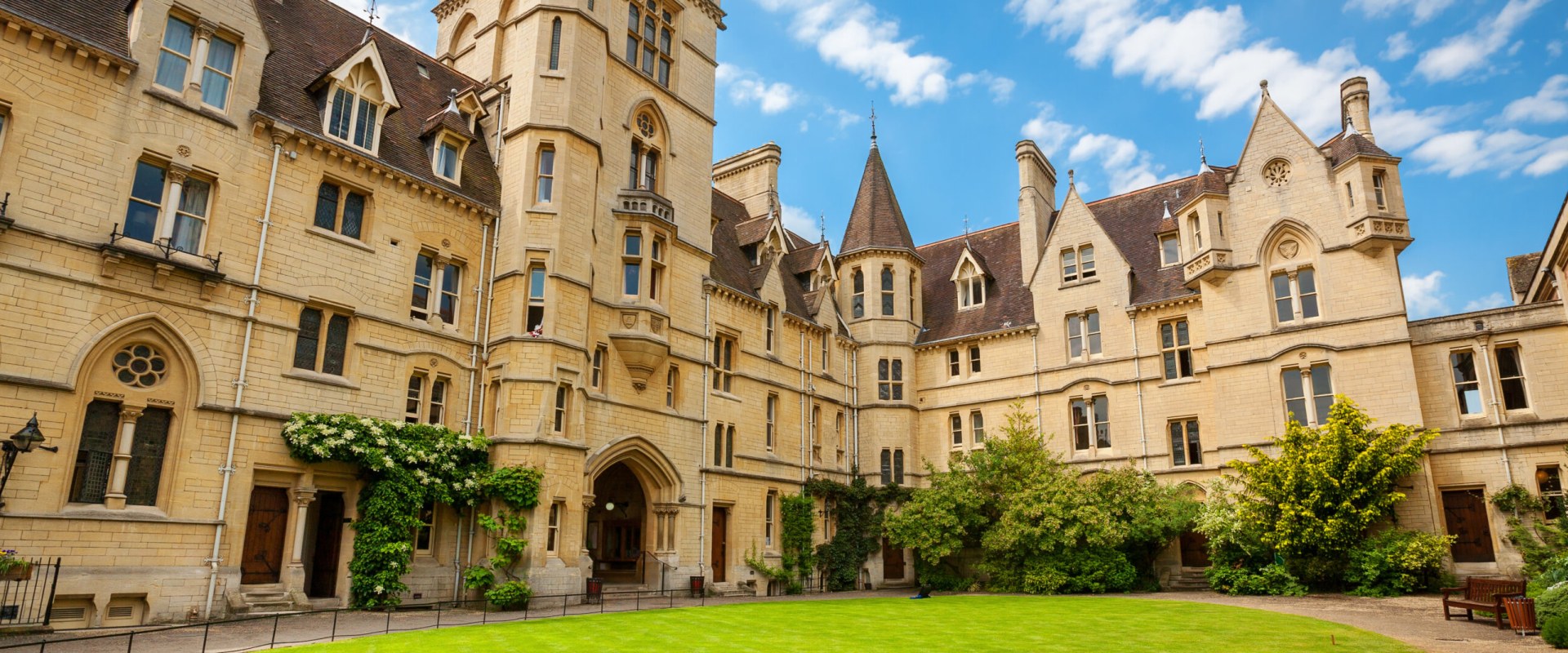 A Brief History of Oxford University Blues Football Events